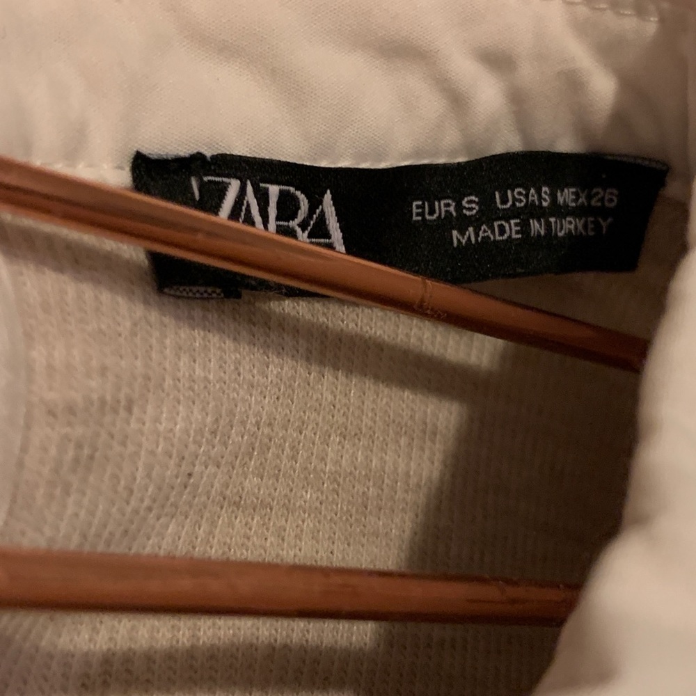 Zara Collar Top